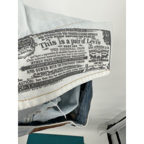 Women’s Levi’s 501 Button Fly Distressed Frayed Cut Off Denim Jean Shorts Sz 25 - Picture 7 of 15